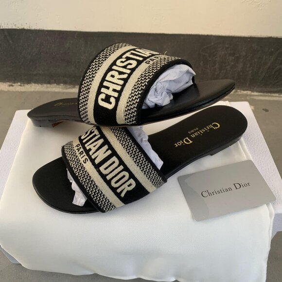 New Dior Sandals Women Slipper - Picture 1 of 4